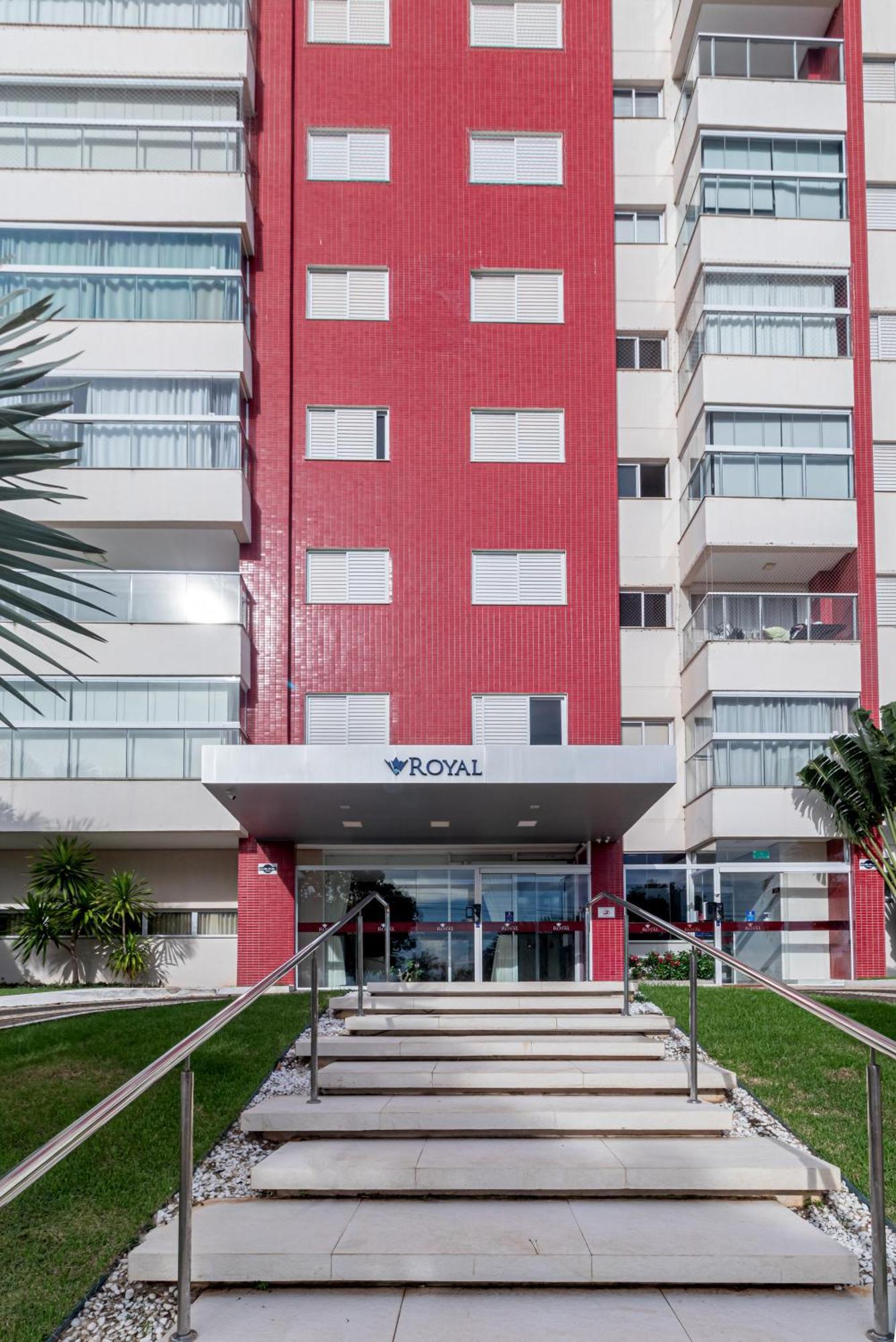 APARTAMENTO CONTEMPORÂNEO, vista serra, próximo ao shopping Palmas  Extérieur photo