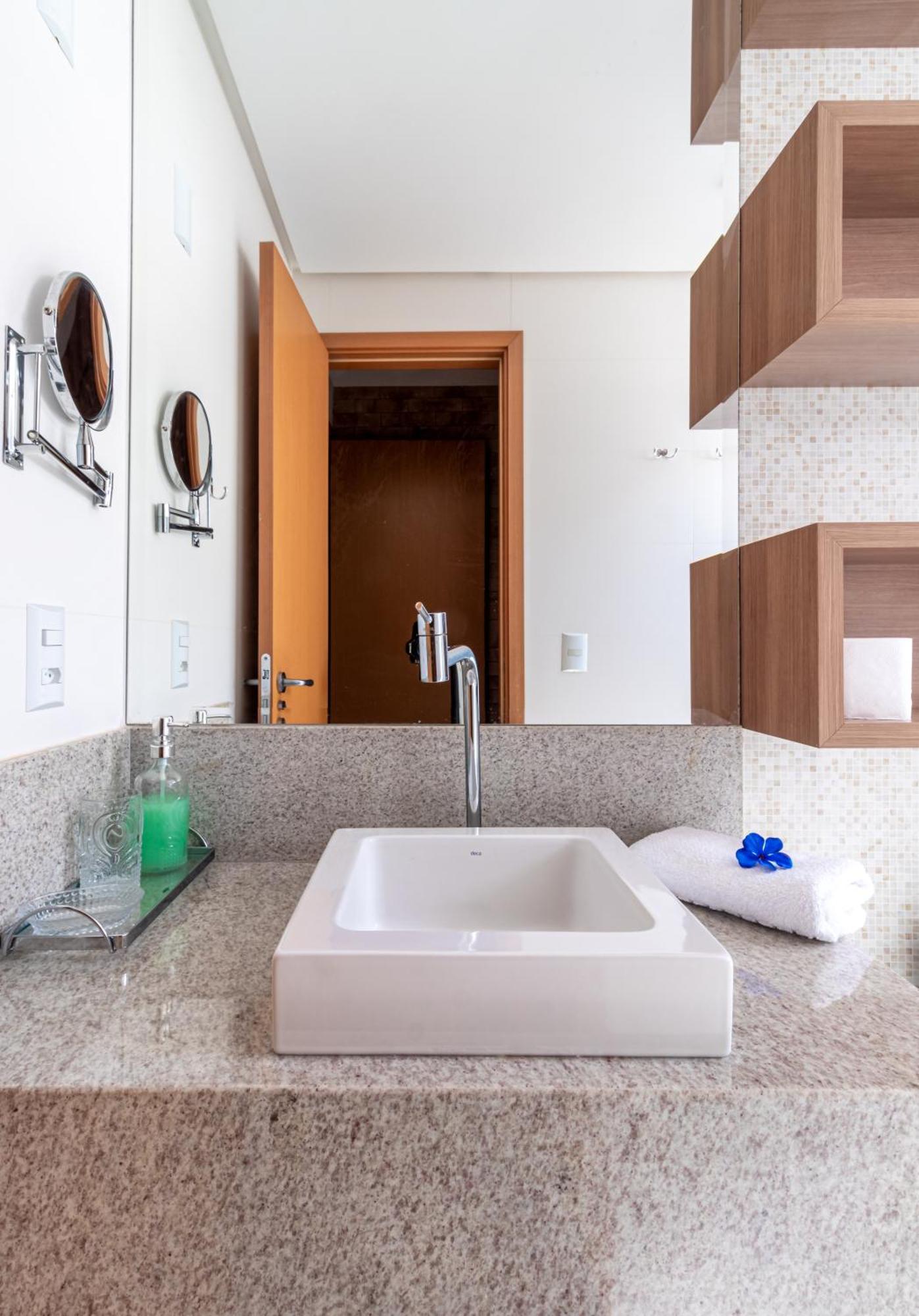 APARTAMENTO CONTEMPORÂNEO, vista serra, próximo ao shopping Palmas  Extérieur photo